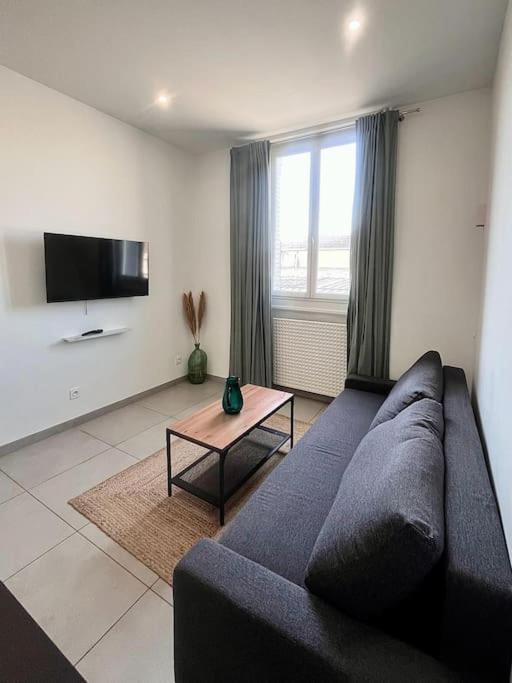 Le Pressense 2 Apartment Vénissieux Exterior foto